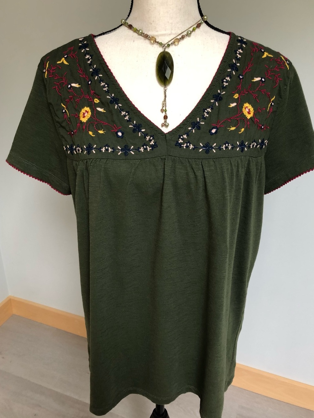St. John’s Bay Dark Olive Embroidered Peasant Top Size Large